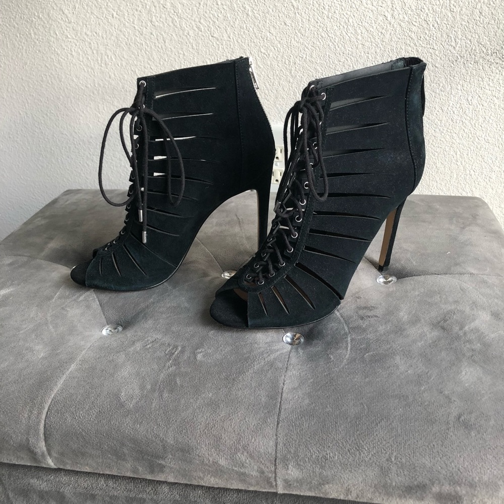 Steve Madden Black Heels Size 9